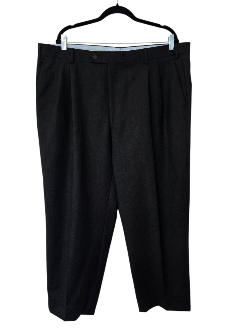 Zignone Classic Black Pleated Dress Pants
